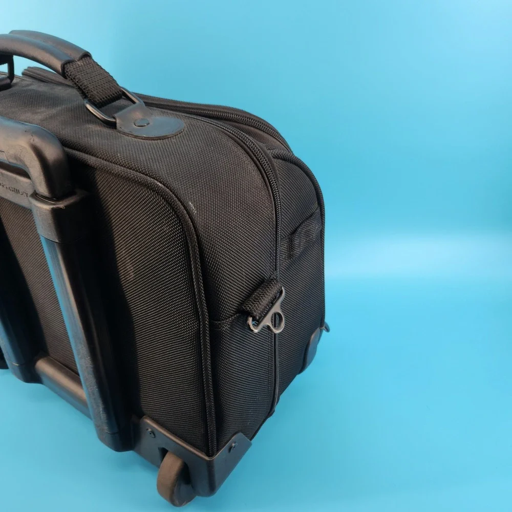 Briggs &‎ Riley Rolling Briefcase 16